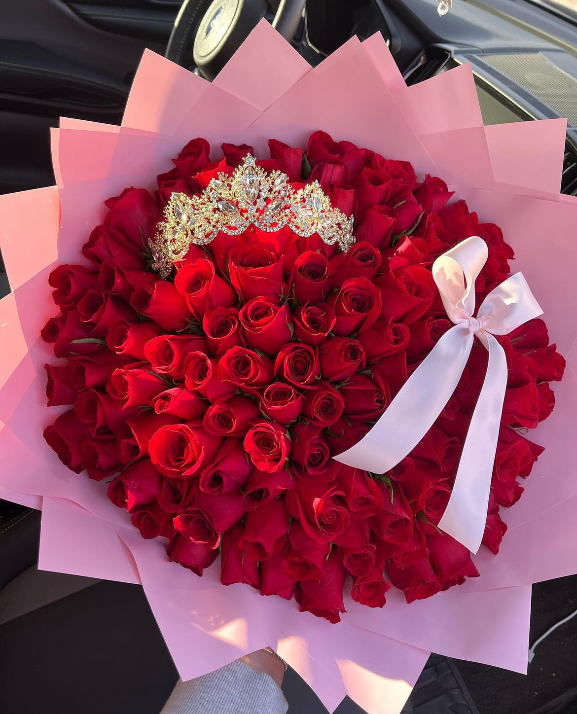 Red Queen Roses Bouquet- Fresh Roses