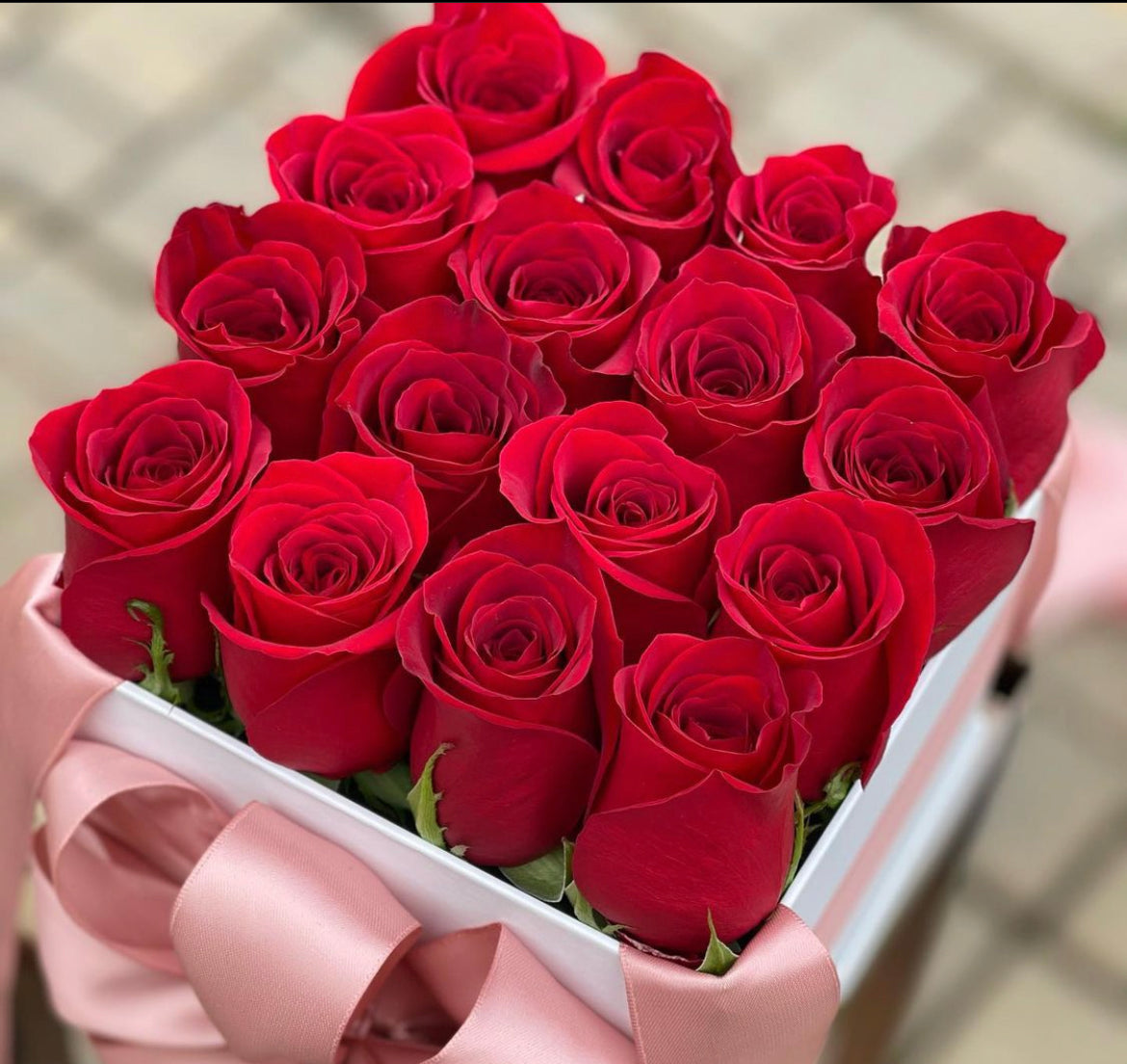 Tuscany - Fresh Roses