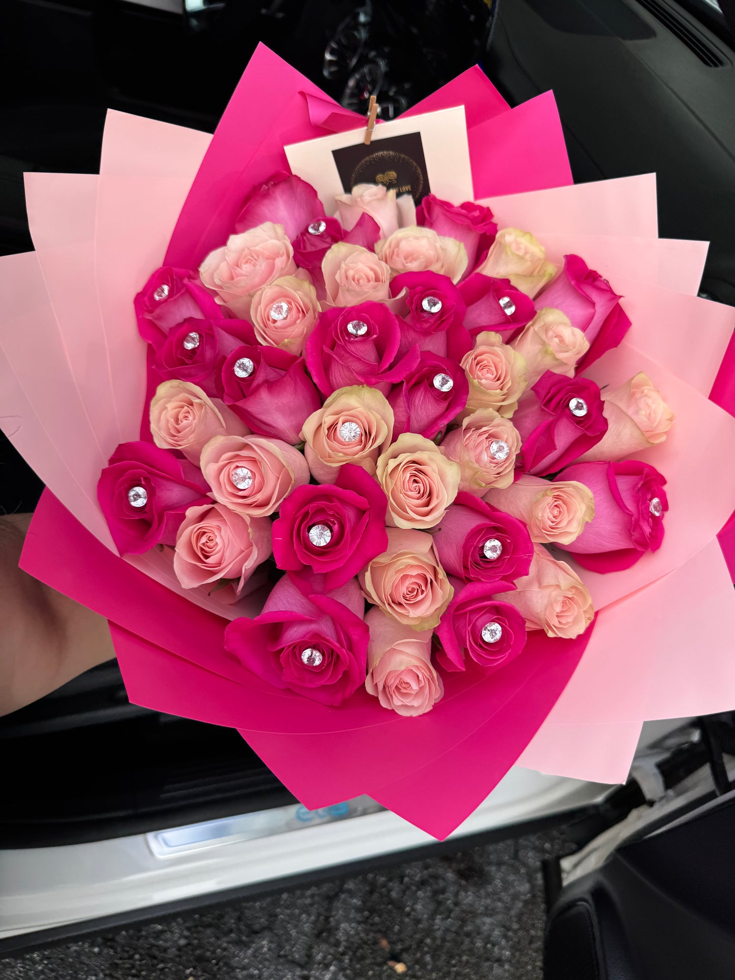 Pink Diamond Signature Bouquet - Fresh Roses 💎🌸